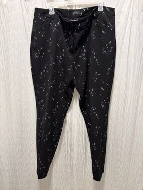 Reitmans Black Floral Ladies Dress Pant.
